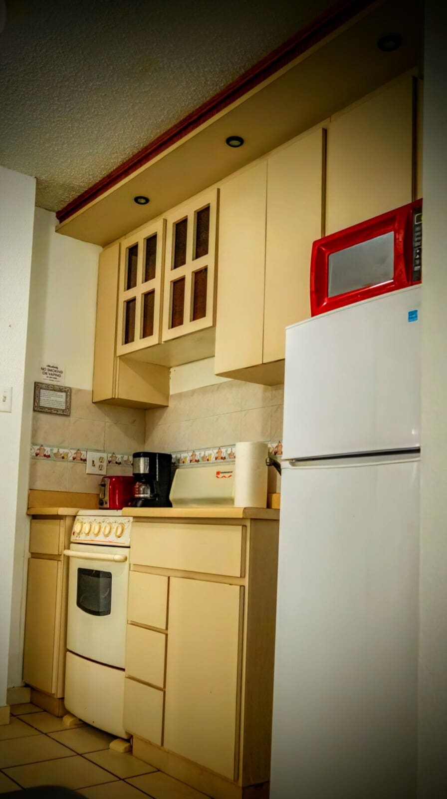 11th pic kitchen