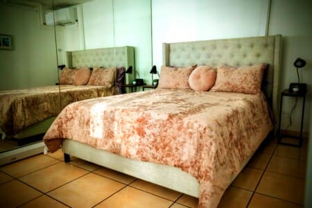 7th pic Bedroom
