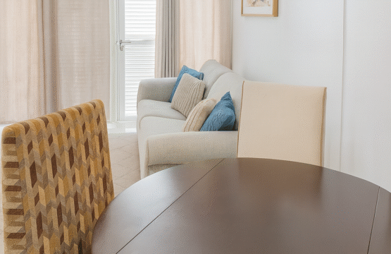 ChatGPT Image Oct 23, 2025, 07 27 59 PM