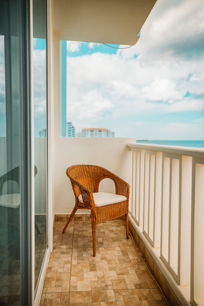 ChatGPT Image Oct 24, 2025, 08 38 12 PM