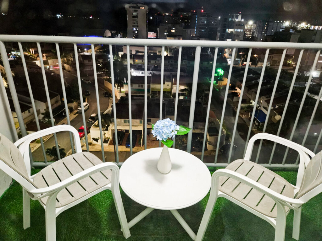 Apt 6i Mar De Isla Verde 36